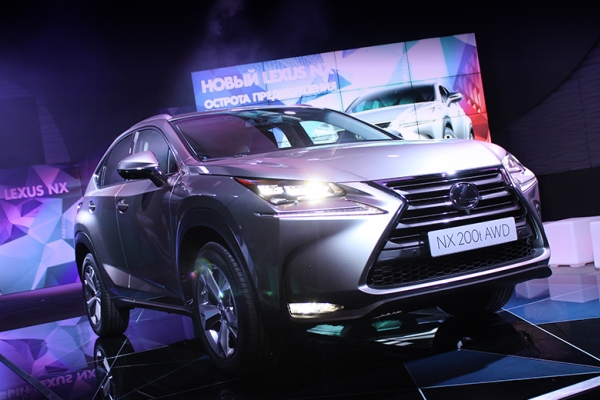 Lexus ������� � ������� ������� ���� ����� ��������� ���������